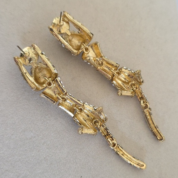 Gold Articulated Leopard Glam Earrings - Picture 5 of 10